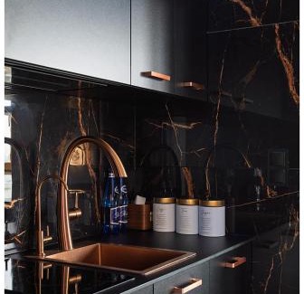 Warszawskie Apartment | Jacuzzi Glass-House Central Station