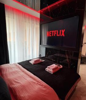 Grzegorzki Apartment | Jacuzzi Glass-House Wislane Tarasy with Sauna and Parking