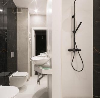Warszawskie Apartment | Jacuzzi Rakowicka Top Apartments