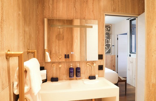 Cote Landaise Apartment | Jacuzzi Terrace Suite