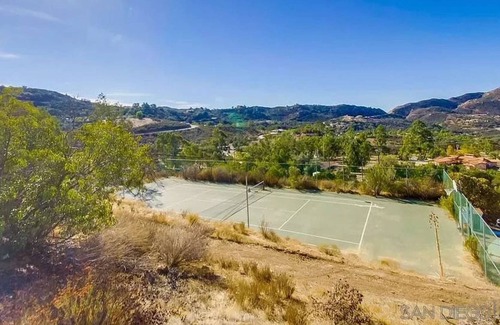 Jamul Villa | Jamul's Jewel: 9 ACRES,Hilltop,Heated Salt Pool,Spa,City & Mtn. Views,B-Ball Court,Grill,Horseshoes