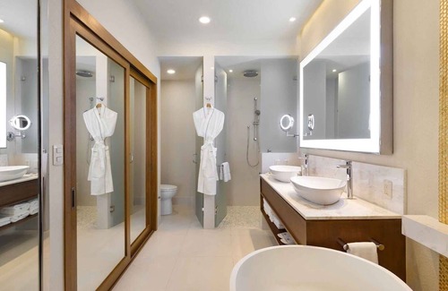 Mauricio Castro Hotel | Jan 30 2025-Feb 6 2025 Stay at Cabo's Newest OceanFront property with Lazy River