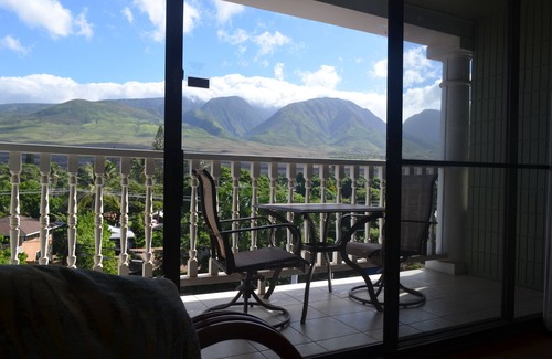 Historic Lahaina Front Street Condo | January 2026 Availability Check with Host Before Booking Please read below.