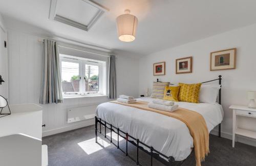 Wenhaston House | Japonica Cottage