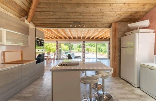 Gagnieres House | Jasmin in the Domaine des Fleurs flower estate