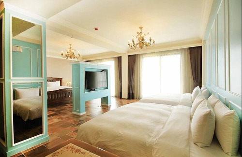 Fangshan Hotel | Jasmine Bay