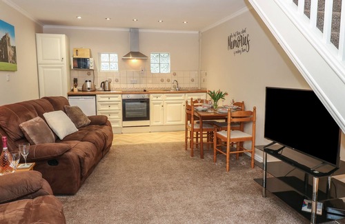Richmond Cottage | Jasmine Cottage