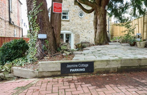 Richmond Cottage | Jasmine Cottage