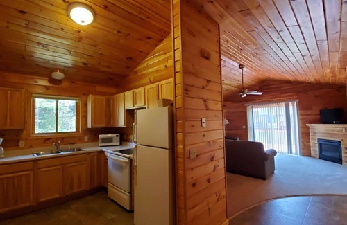 Ishpeming Hotel | Jasper Ridge Inn Ishpeming