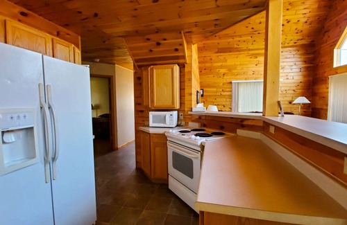 Ishpeming Hotel | Jasper Ridge Inn Ishpeming