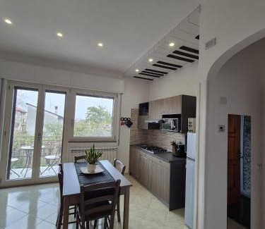 Bomerano Apartment | Jazz & Blues Apartments near " Sentiero degli Dei "