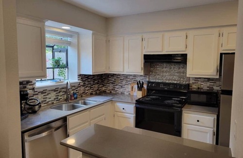 College Station House | Jazz Houzz @ Aggieland