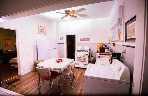 Peru House | Jeanette’s cozy 3 bedroom, easy walk to downtown!