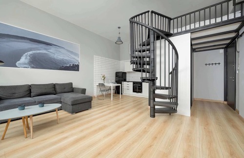 Srodmiescie Apartment | Jedn Narodow 222 Summ