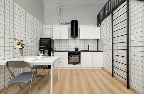 Srodmiescie Apartment | Jedn Narodow 222 Summ