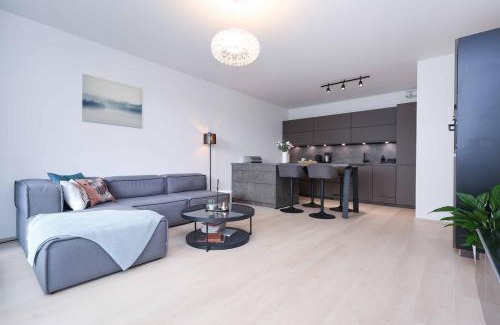 Cierny Balog Apartment | Jegeho Family Escape with garden, hot tub and free parking