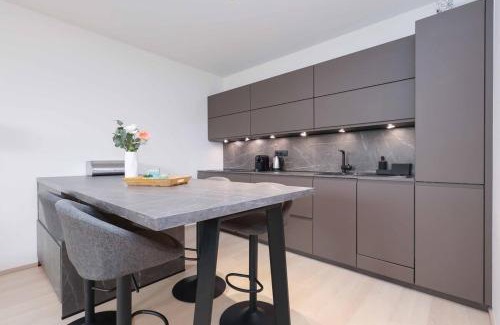 Cierny Balog Apartment | Jegeho Family Escape with garden, hot tub and free parking