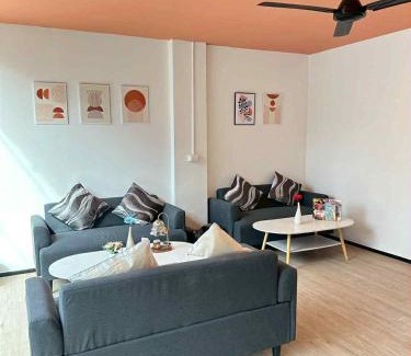 Patong Hotel | Jellyfish Residence Patong