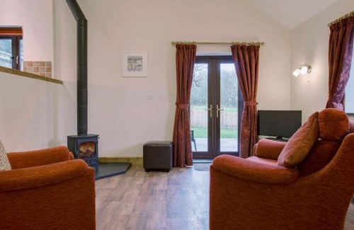 Holsworthy House | Jenny Wren