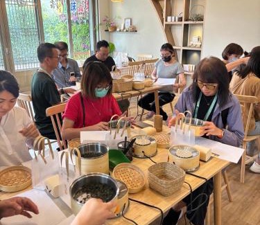 Lugu House | Jia's Homestay