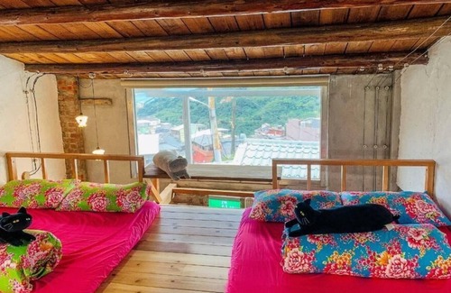 Ruifang Bed & Breakfast | Jiufen Little Meow Homestay