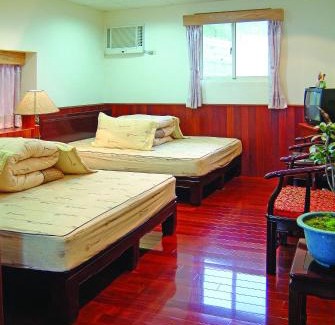 Ruifang House | Jiufen The Dragon B&B