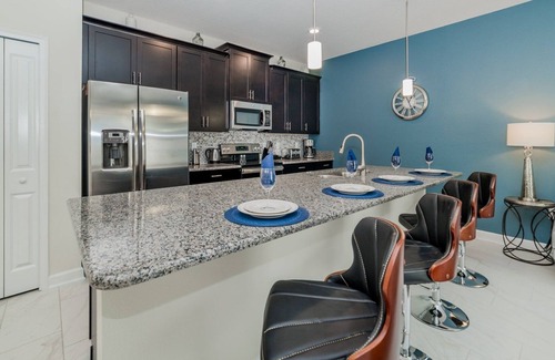 Kissimmee House | JLT3076 Storey Lake Resort Vacation Townhome