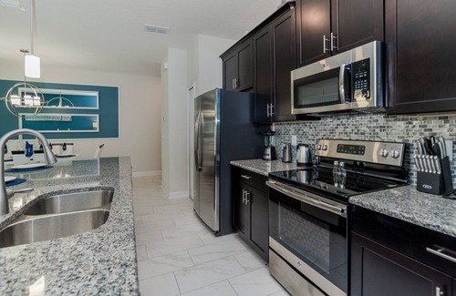 Kissimmee House | JLT3076 Storey Lake Resort Vacation Townhome