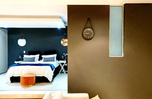 Downtown Johannesburg Apartment | Johannesburg's Chic New York Suite