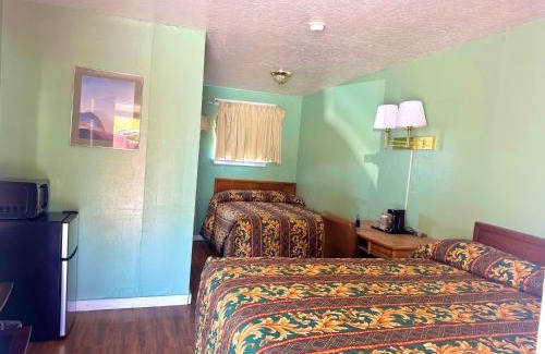 Garberville Hotel | Johnston's Motel