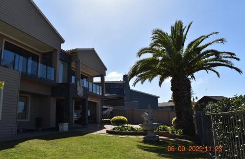 Mossel Bay Bed & Breakfast | JoJo's BnB