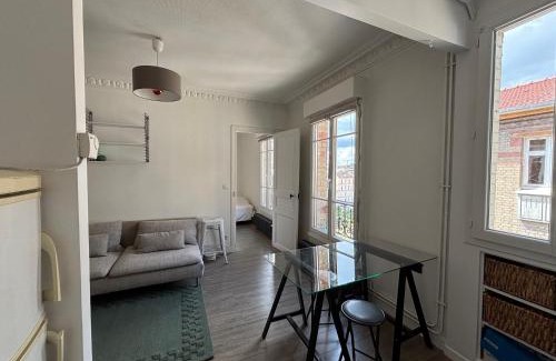Saint-Ouen Apartment | Joli 2 pièces Garibaldi