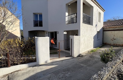 Greoux-les-Bains Apartment | Joli Appartement Tout Équipé