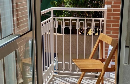 Aguilas Apartment | Joli Appartement Avec Patio,deux pas de la Plage,centre Face au Marché Couvert