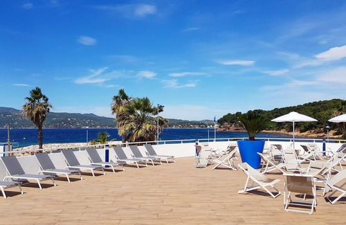 Saint-Mandrier-sur-Mer Condo | Joli appartement vue mer + accès piscine