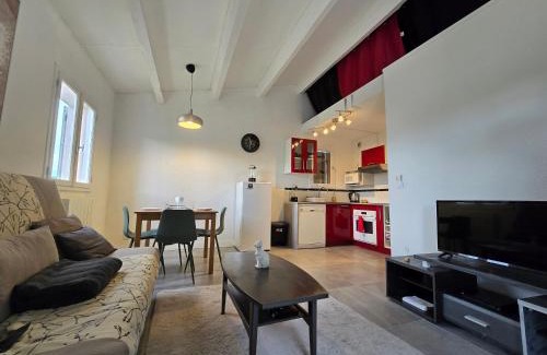Cap d'Agde Apartment | Joli appartement T2 cabine avec parking et wifi Tennis Village