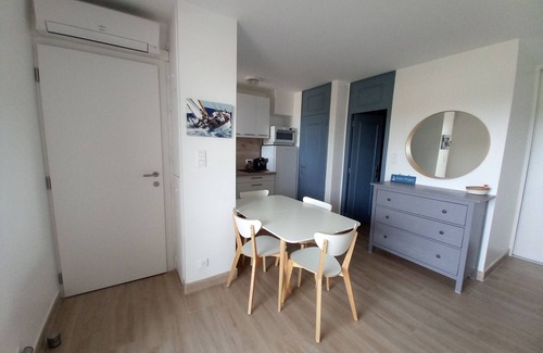 Port Cogolin Apartment | Joli studio avec terrasse, vue mer et St Tropez