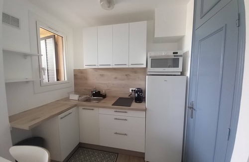 Port Cogolin Apartment | Joli studio avec terrasse, vue mer et St Tropez