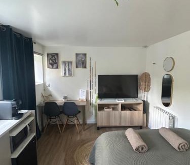 Bessancourt House | Joli studio cosy indépendant