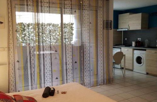 Saint-Lambert Apartment | Joli studio terrasse dans quartier saint victor