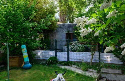 Romainville House | ❤️Jolie room in a charming house, 7min walk from the metro