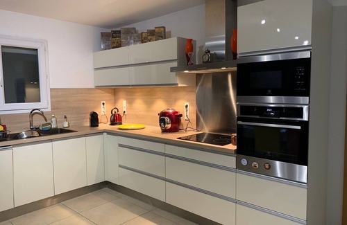 Bastelicaccia Villa | Jolie Villa 8 Personnes vue mer Avec Piscine à 10 mn des Plages et de Porticcio