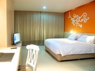 Nong Khang Phlu Hotel | Jolly Suites&Spa Petkasem