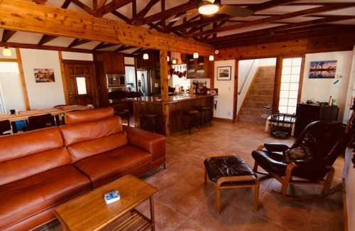 Joshua Tree Highlands House | Joshua Tree’s Highland Hideaway Compound