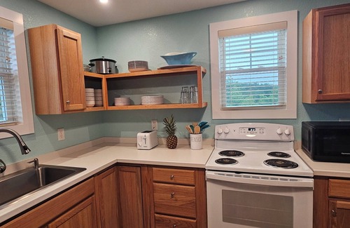 Corolla Cottage | Josies Joint-New for 2024 Newly built only 3.5 Miles off Blacktopn