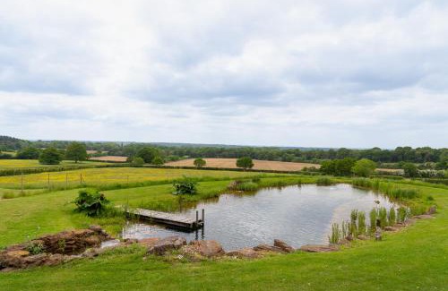 Bletchingley House | Jossie's Snug