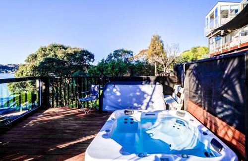 Raglan Apartment | Journeys end