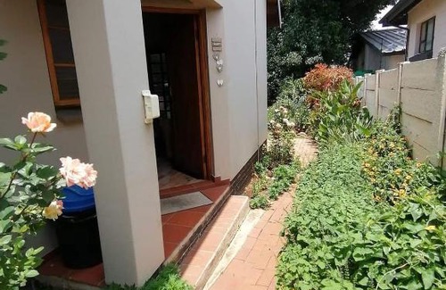 Alberton House | Joy on Joyce Guesthouse