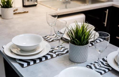 Chinatown Apartment | Jude's Place 01