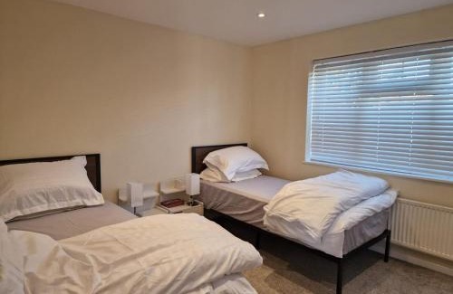 Cowley Apartment | Jugno Home